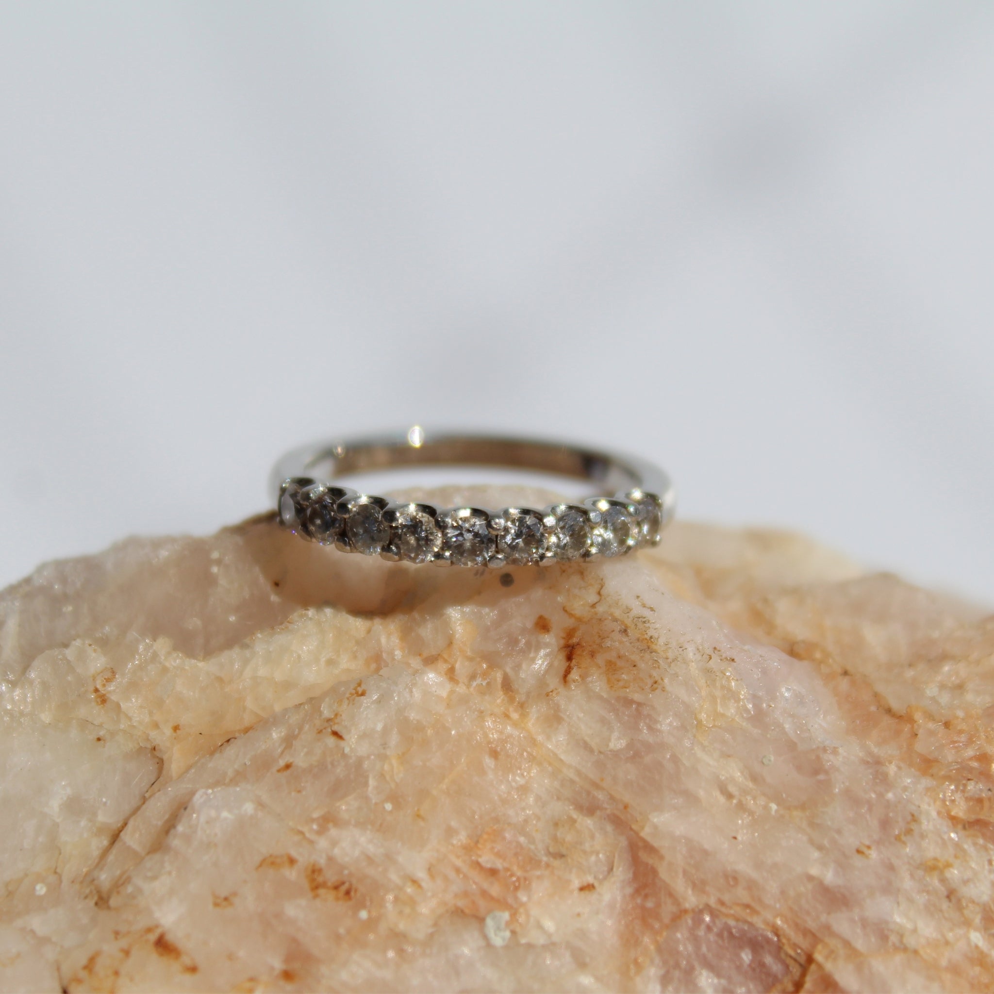 Anillo Cintillo Grifas