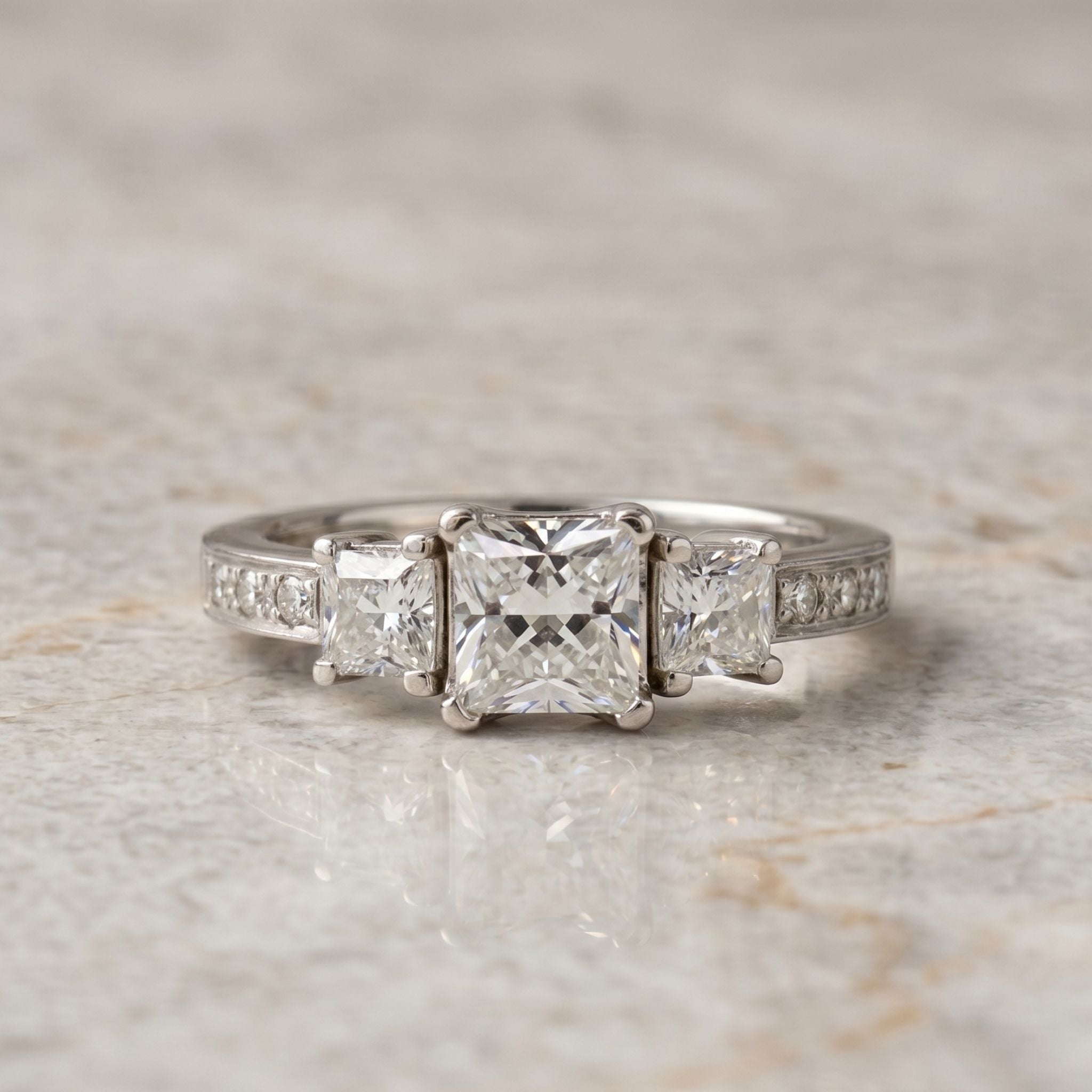 Anillo Tresillo Princess
