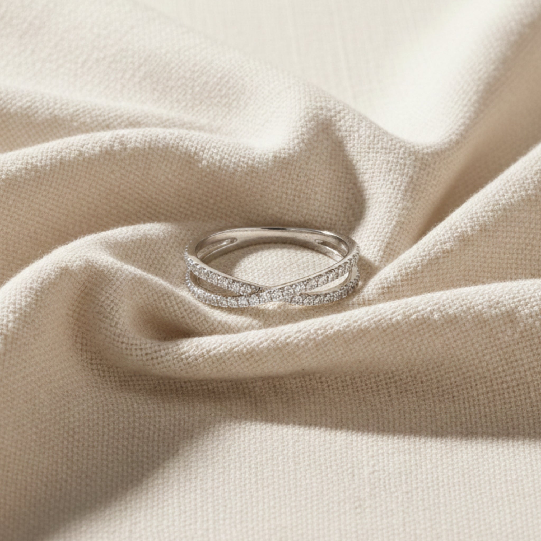 Anillo Cintillo Cross