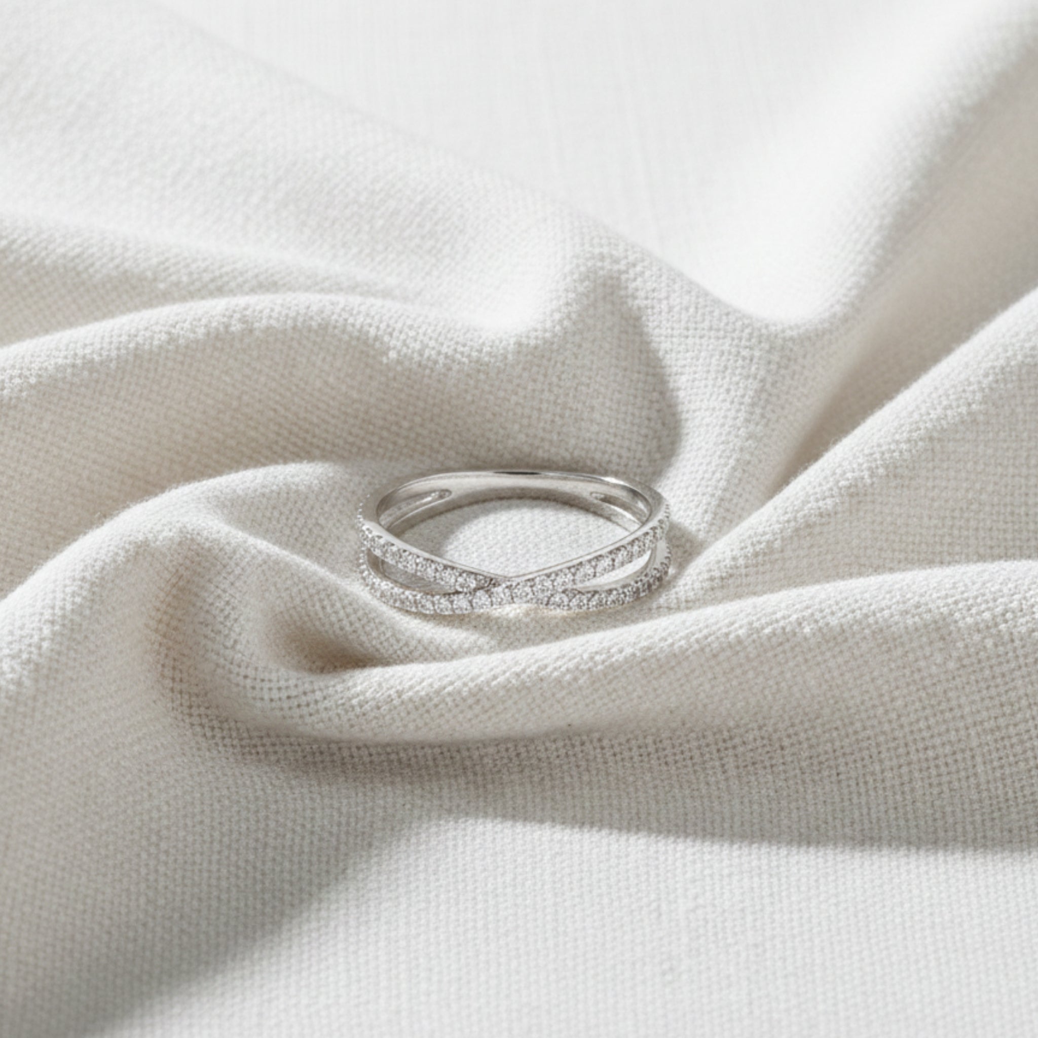 Anillo Cintillo Cross