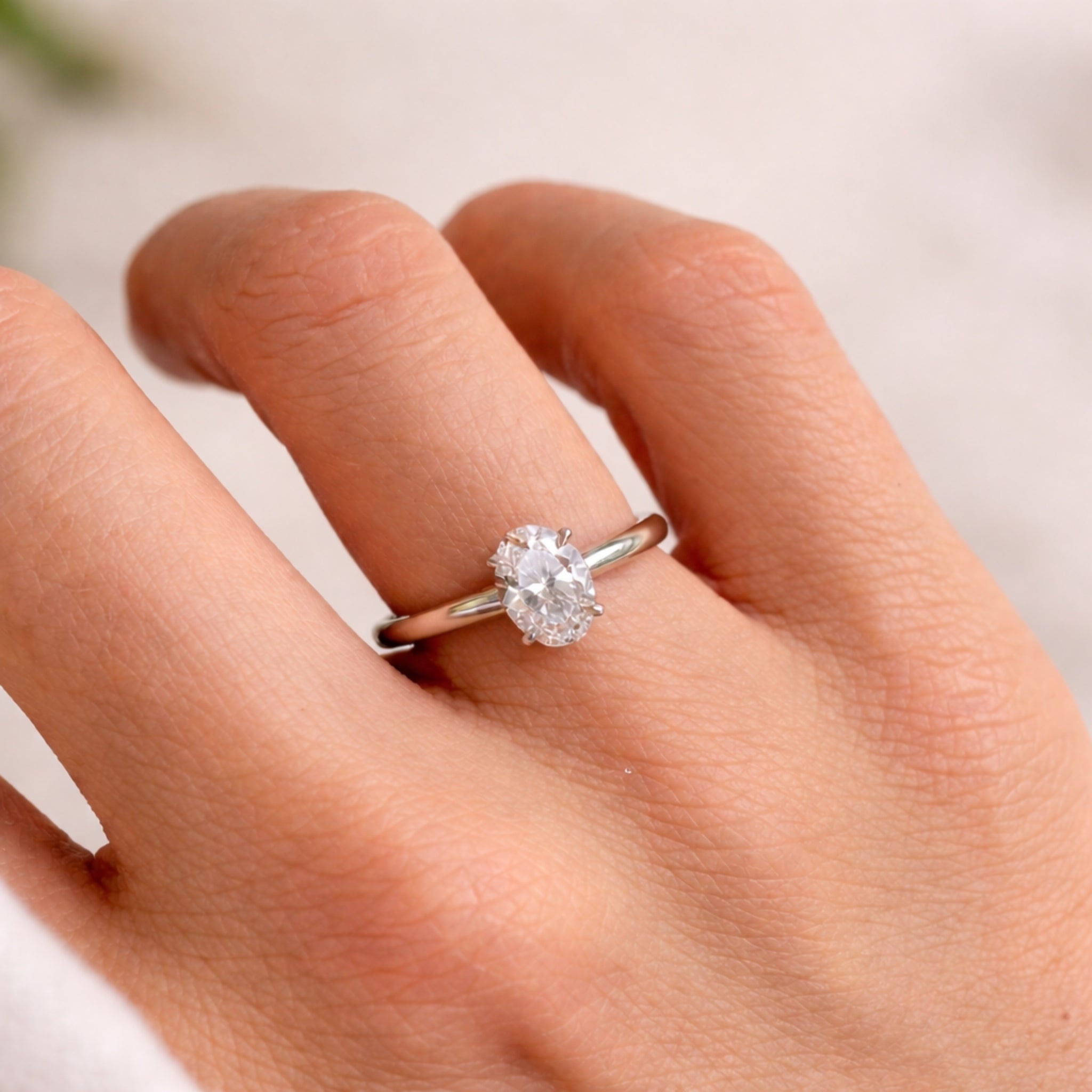 Anillo Solitario Oval