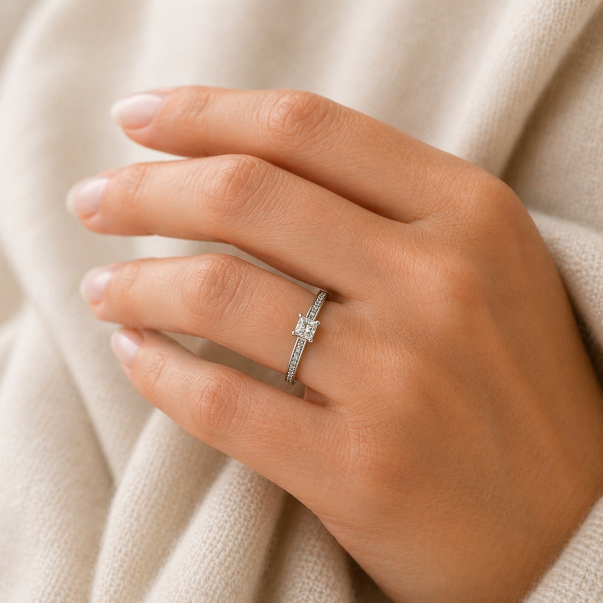 Anillo Princess Riel