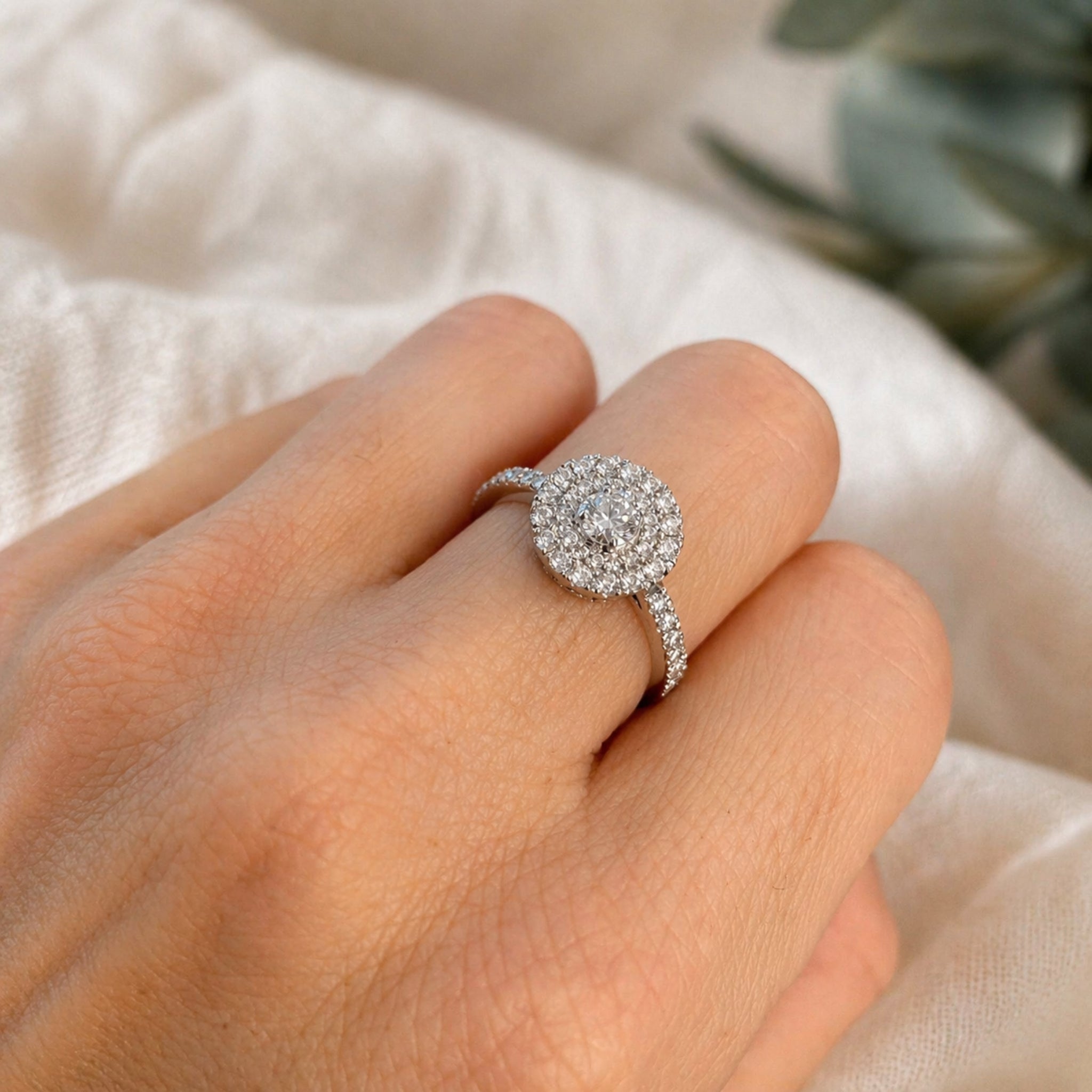 Anillo Doble Halo Grifas