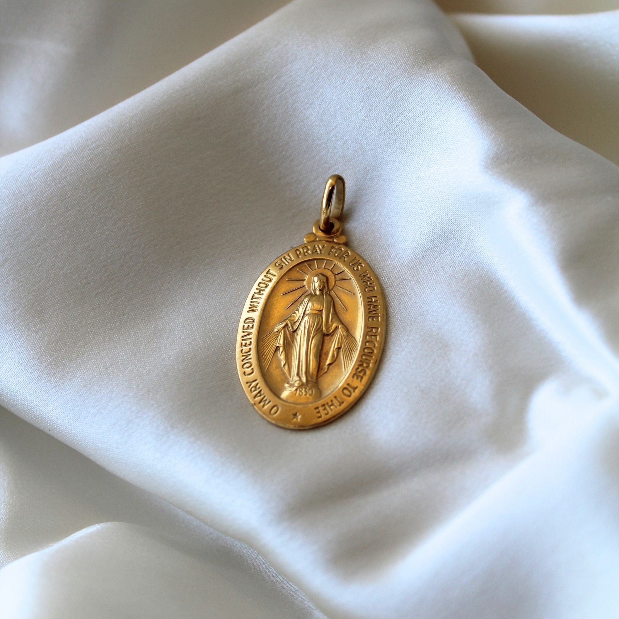 Medalla Virgen de los Rayos