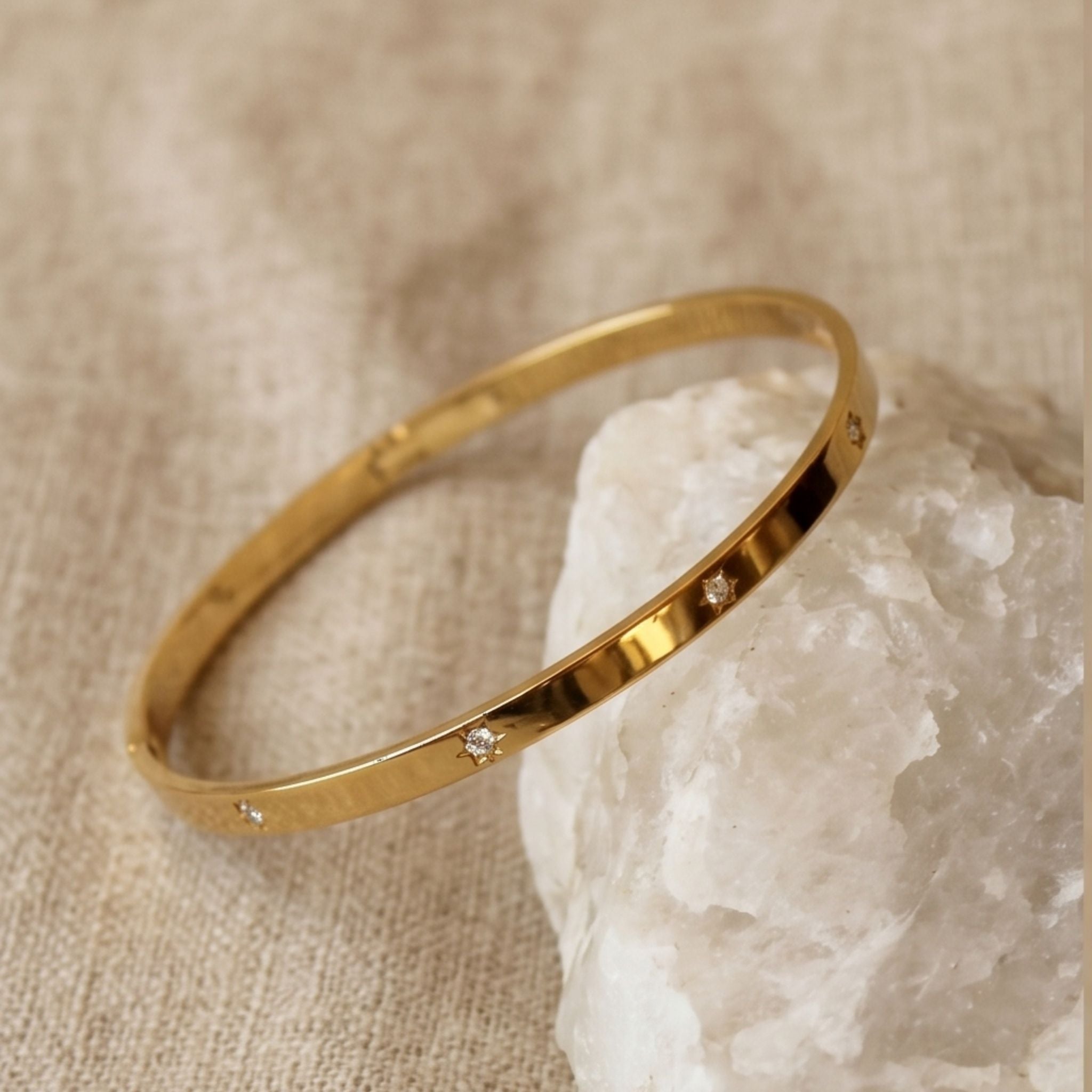 Esclava Cerrada Diamantes