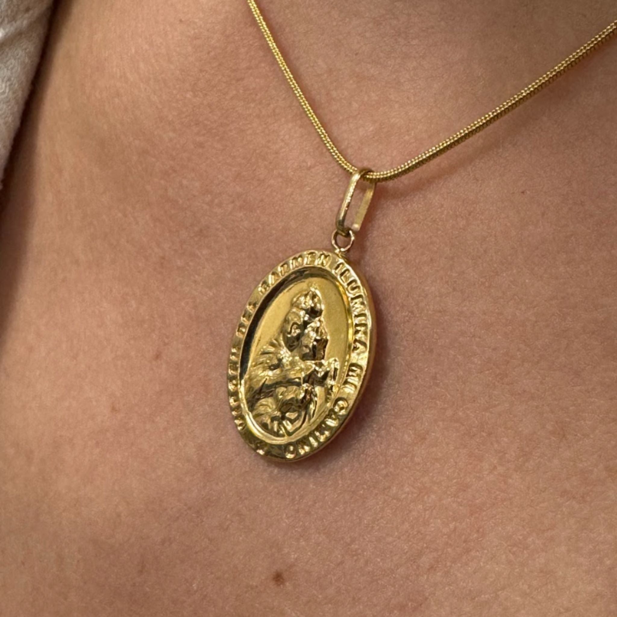 Colgante Virgen del Carmen