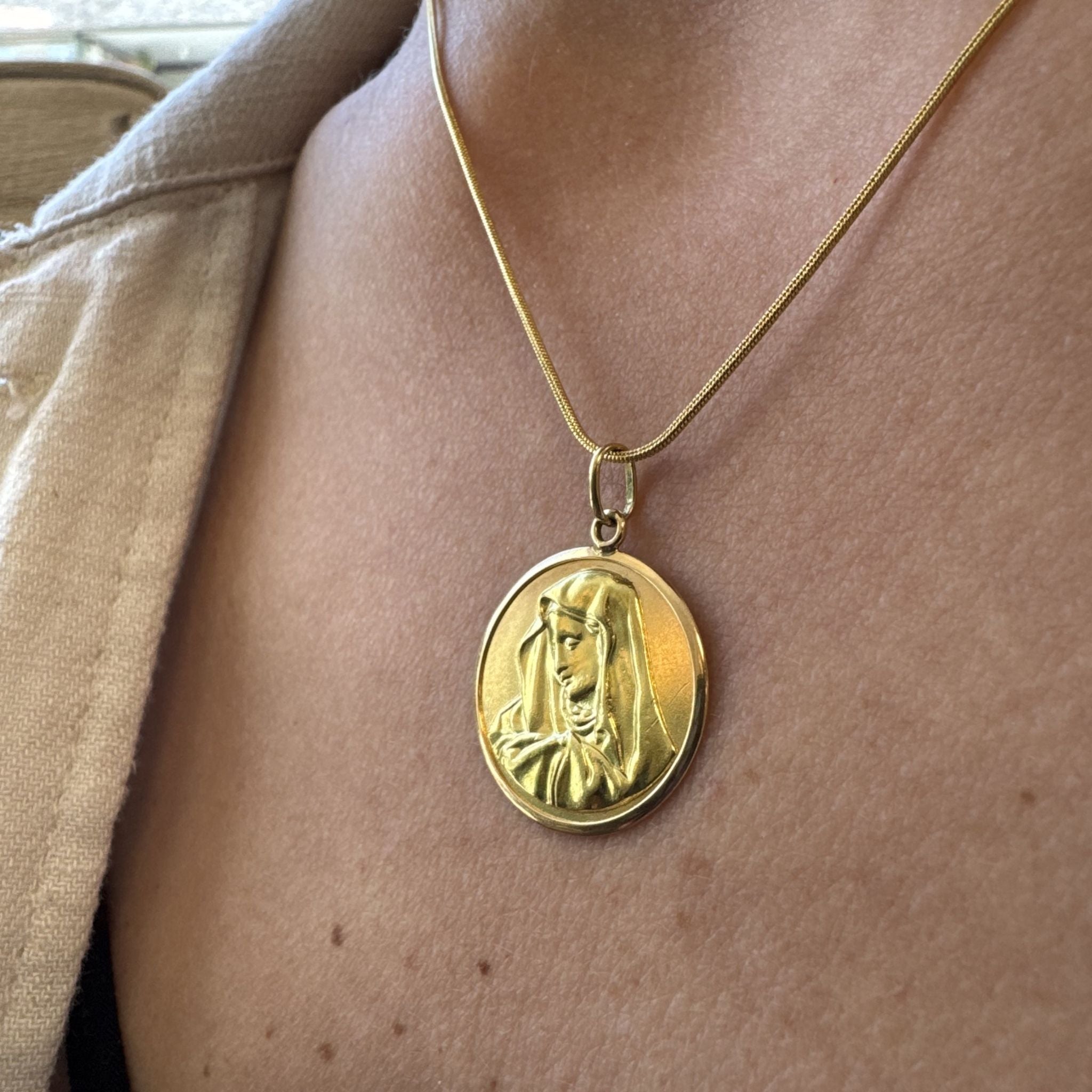 Medalla Virgen