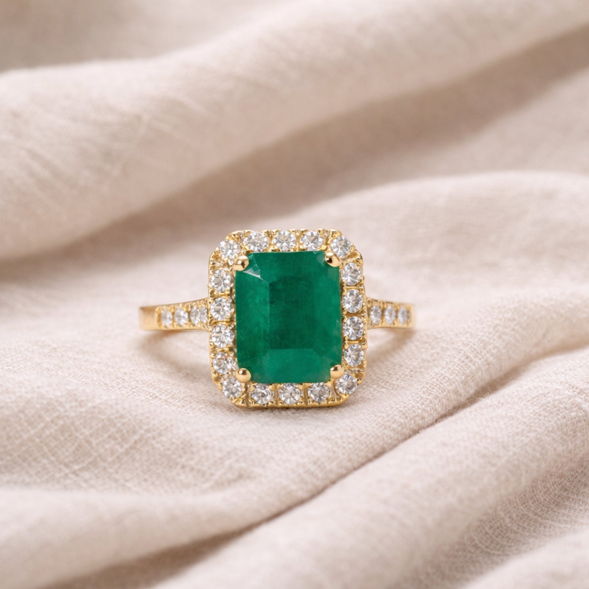Anillo Esmeralda Halo