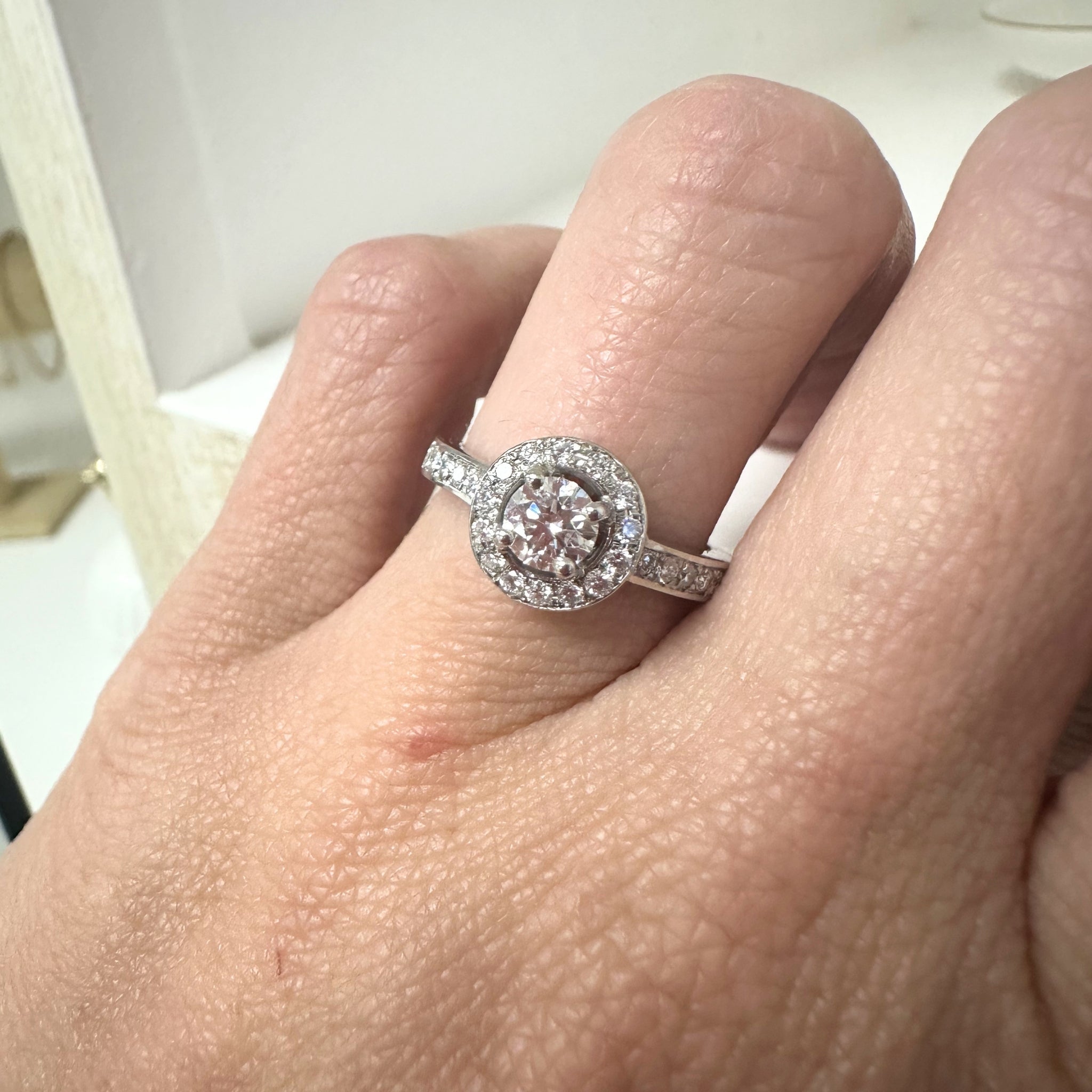 Anillo Halo Riel