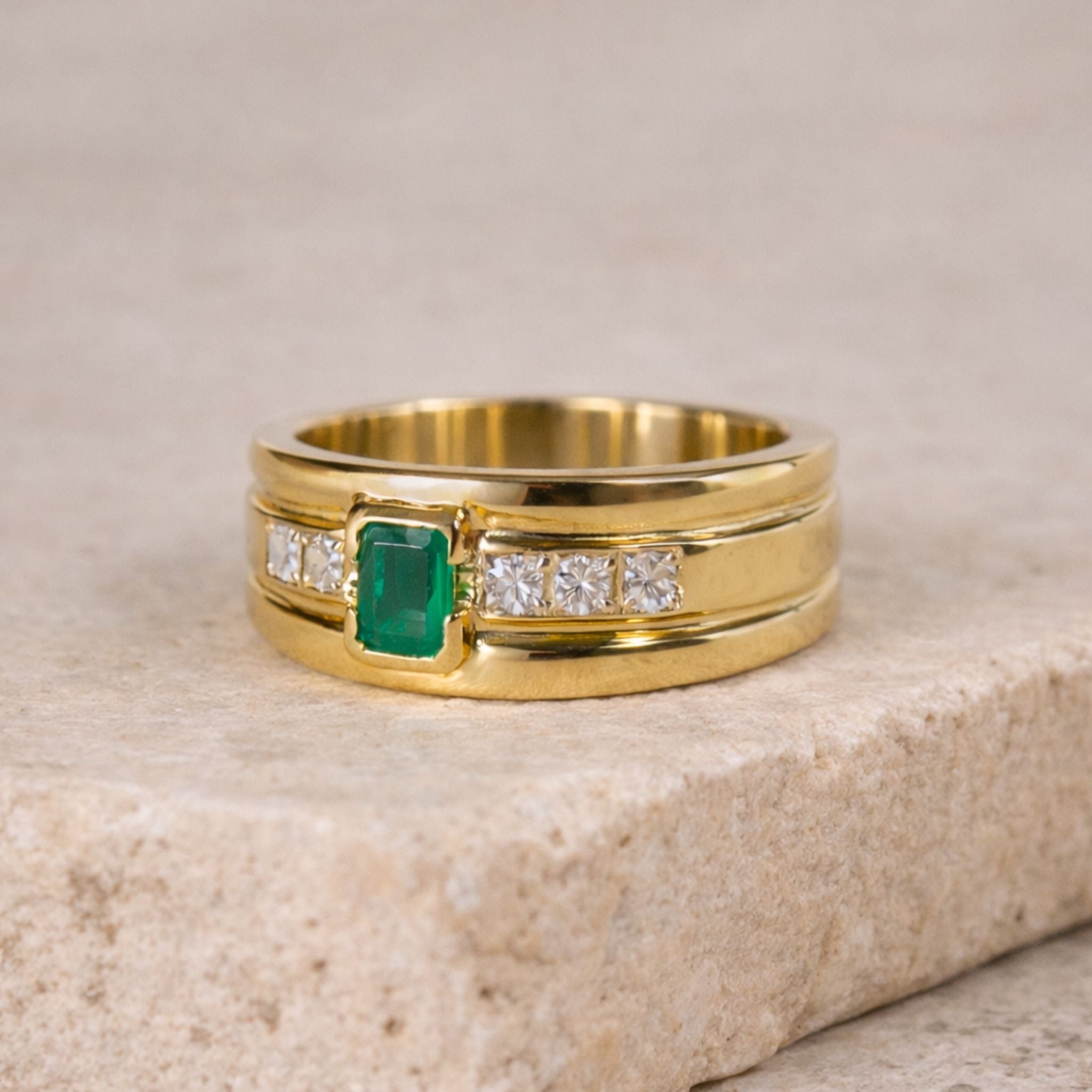 Anillo Esmeralda AU