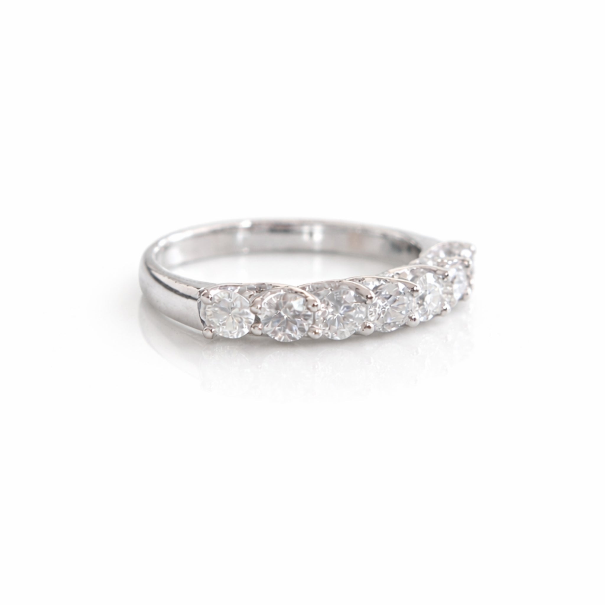 Anillo Cintillo Entrelazado