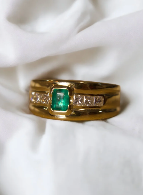 Anillo Esmeralda AU GP114