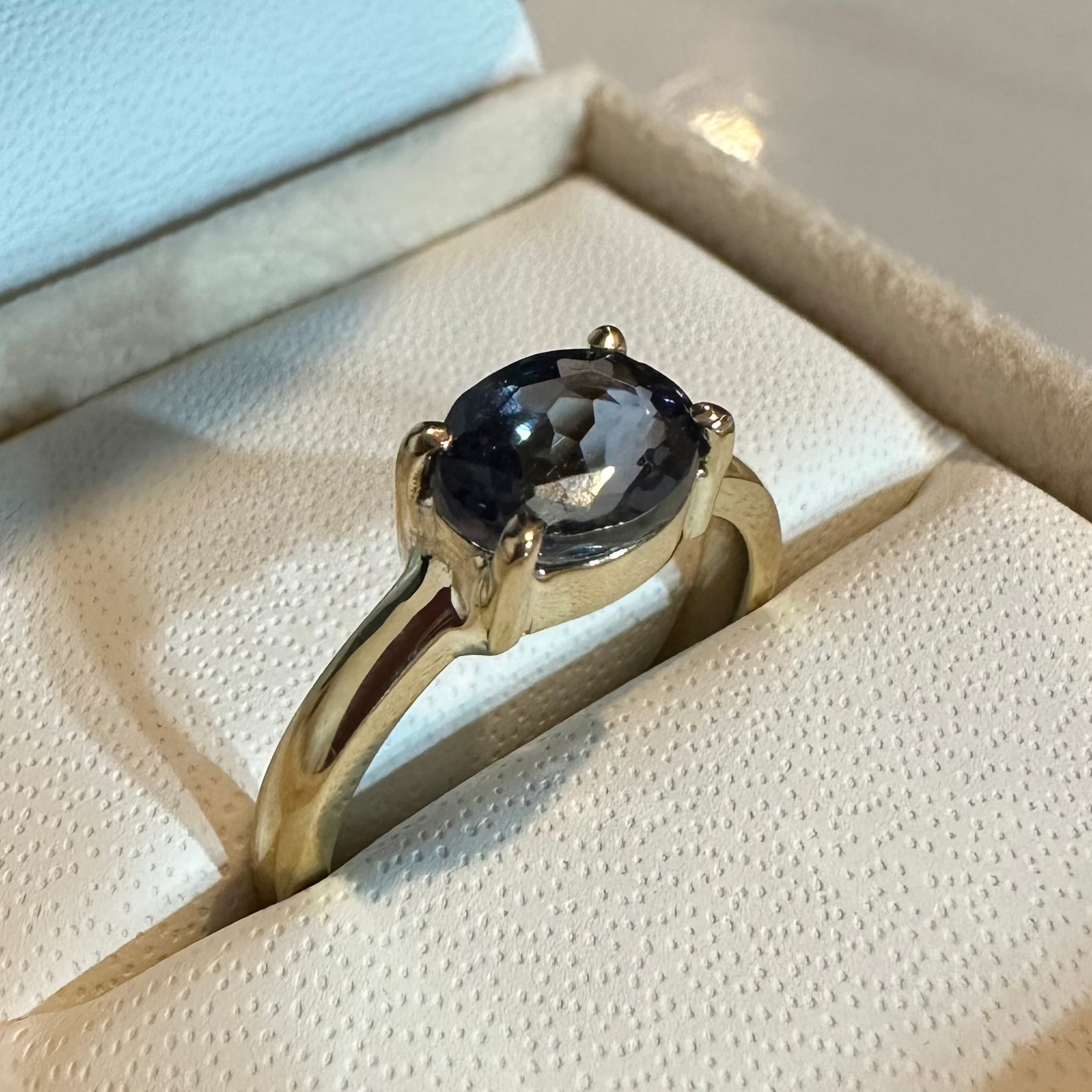 Anillo Solitario Tanzanita