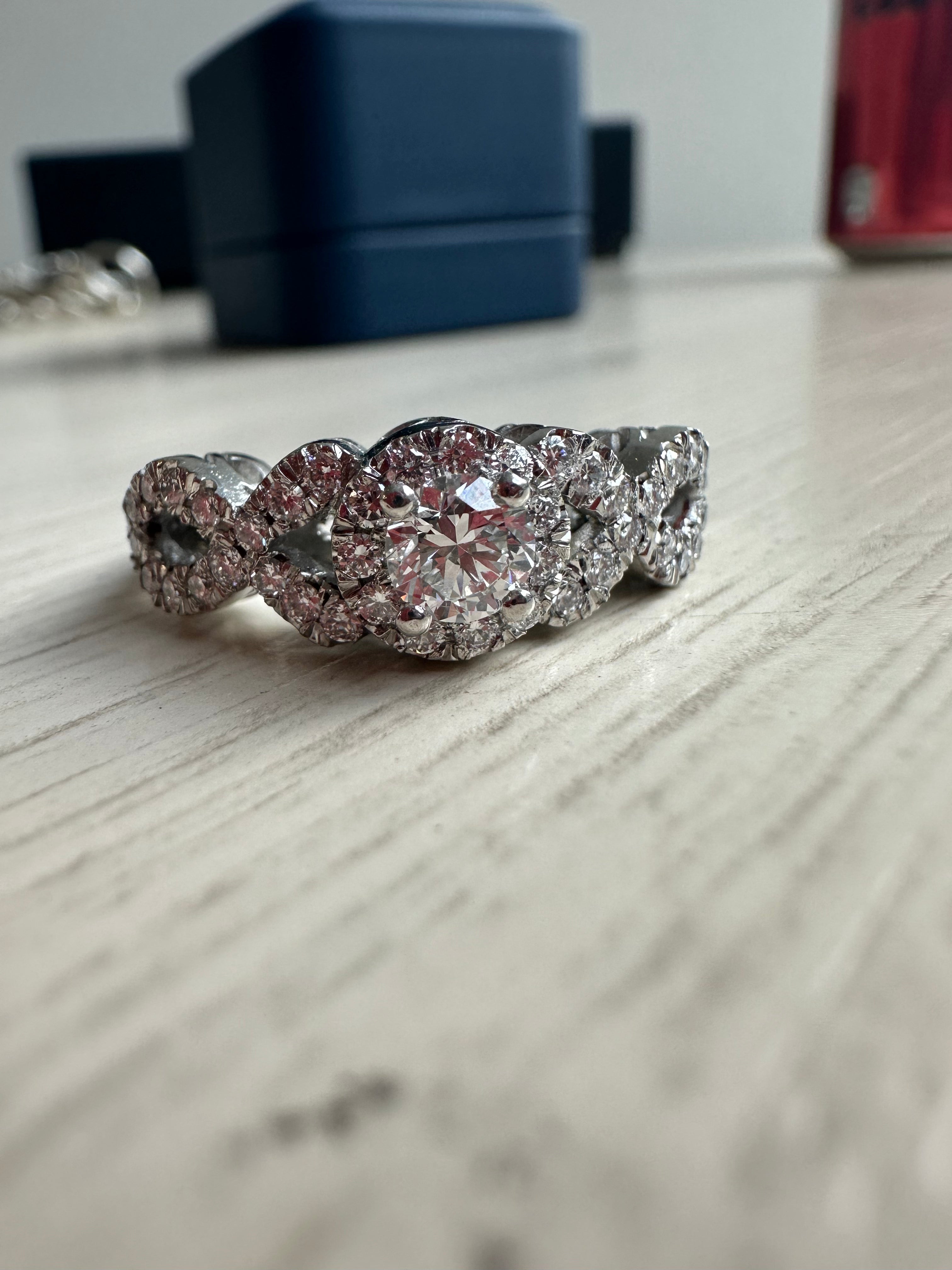 Anillo Halo Entrelazado GP151