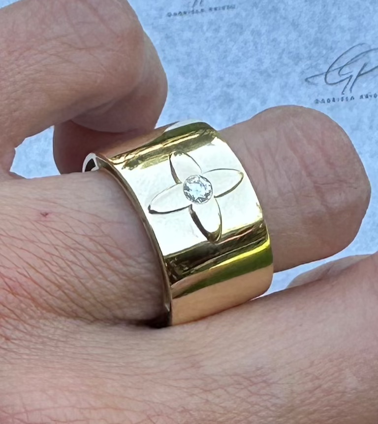 Anillo Tubo Flor Au GP101