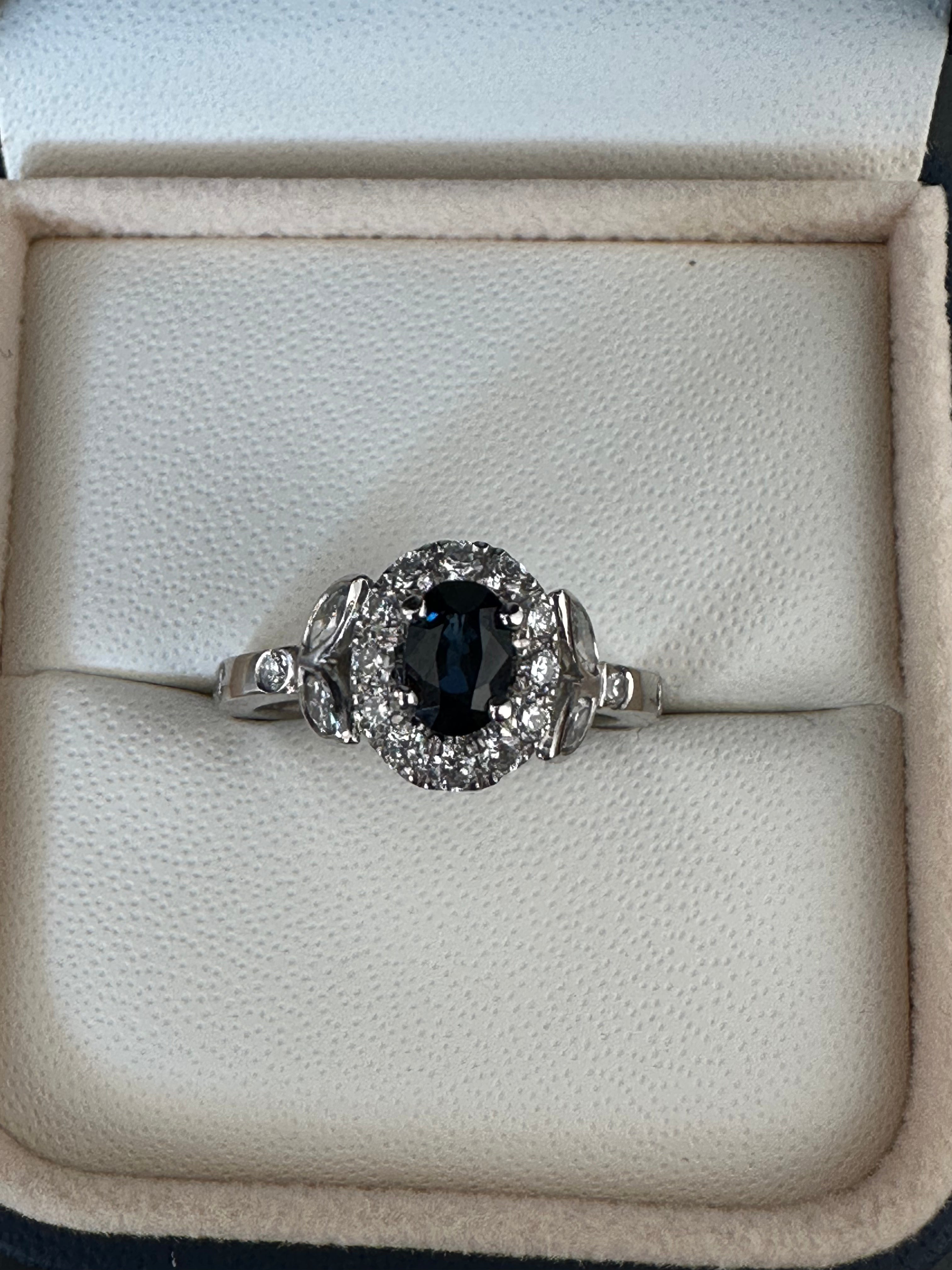 Anillo Zafiro Flor GP133